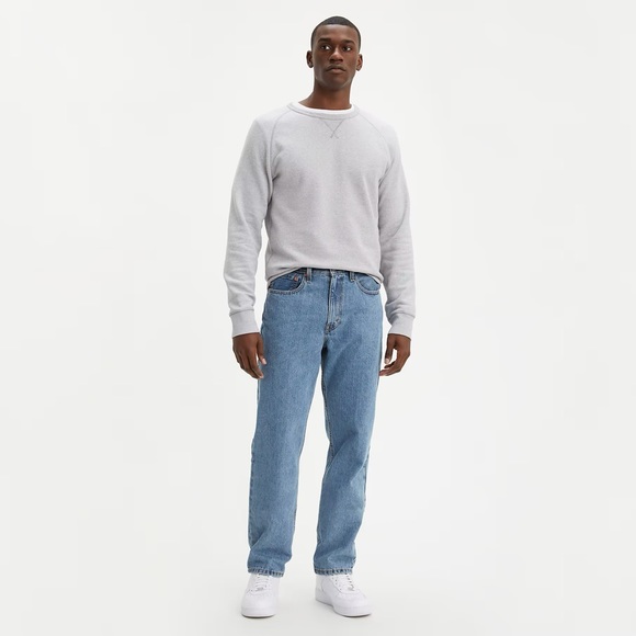 Levi’s 550 Relaxed Fit Men’s Jeans in Light Stonewash - Picture 2 of 11